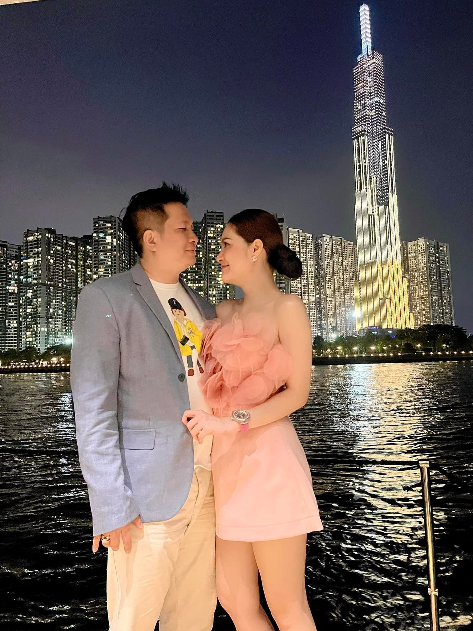 Nữ đại gia quận 7 - Di Băng bất ngờ bị Trang Khàn nhắc tên nhằm đá xéo một đại gia khác, và đoạn status đáp trả khiến dân mạng dậy sóng nữa chăng?”-6