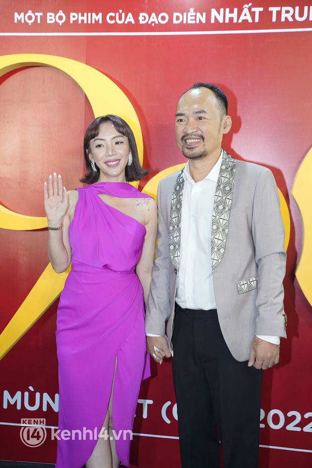 Một khán giả lạ mặt tấn công buổi chiếu phim của Lan Ngọc - Nhã Phương, loạn cỡ nào mà Thu Trang - Tiến Luật bất ngờ bị réo tên?-5