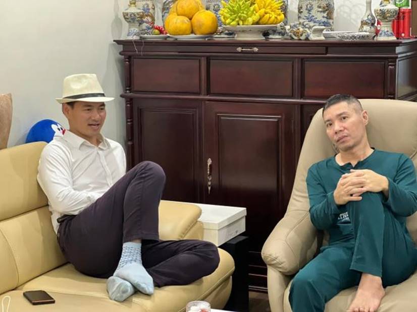 Hậu ồn ào không tham gia Táo Quân 2022, Xuân Bắc đến nhà thăm nghệ sĩ Công Lý-1