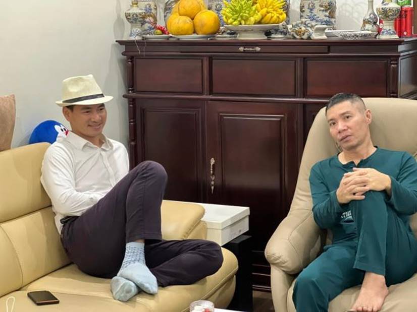 Hậu ồn ào không tham gia Táo Quân 2022, Xuân Bắc đến nhà thăm nghệ sĩ Công Lý-2
