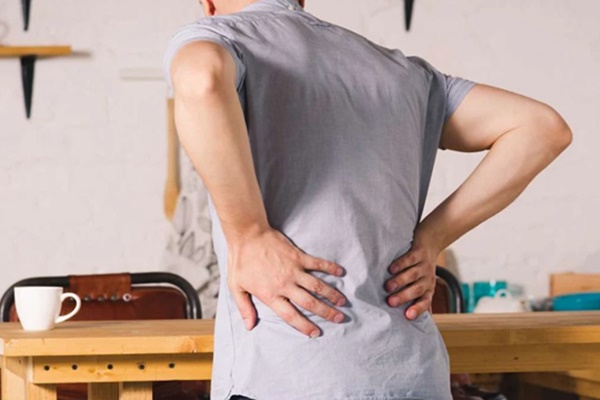 Triệu chứng nhiều người mắc có thể là dấu hiệu bệnh thận hoặc dạ dày: Nhiều người xem nhẹ-1