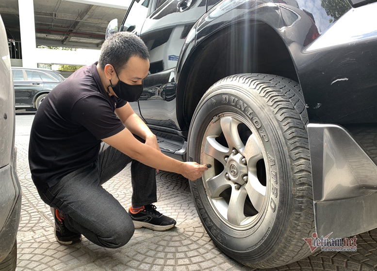 Đừng tiếc thời gian liếc mắt qua 5 vị trí này trước mỗi chuyến đi dài-1