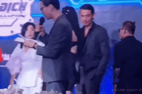 Tình yêu sau 13 năm của Kiều Minh Tuấn với Cát Phượng: Để bạn gái nằm viện 1 mình, ngó lơ nhau trong sự kiện?-2