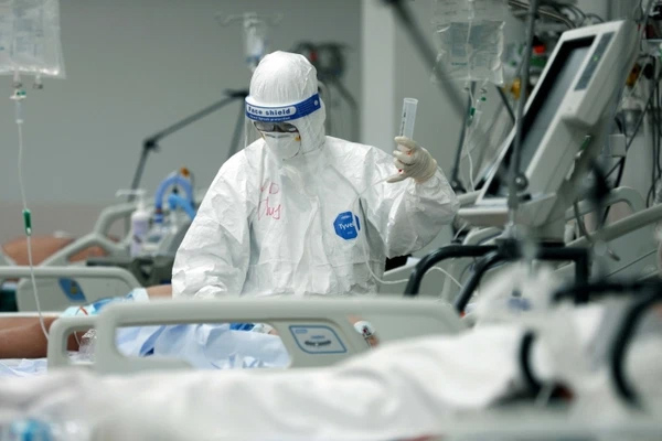 Hà Nội thêm 2.924 ca Covid-19, có 22 trường hợp tử vong-1