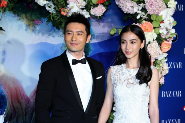 Huỳnh Hiểu Minh cuối cùng đã lộ diện sau khi ly hôn Angela Baby, đôi mắt sưng húp và thái độ gây xôn xao dư luận-5