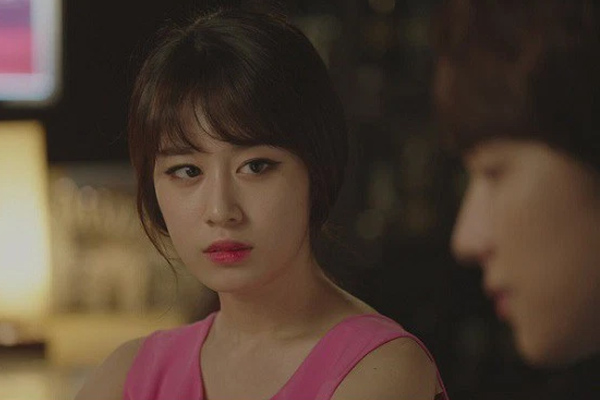 Chồng cũ bỗng dưng xuất hiện trước cửa nhà và nói một chuyện khiến tôi đứng ngồi không yên-1