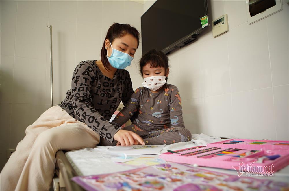 Trẻ em mắc Covid-19 nhập viện tại miền Bắc đang có xu hướng tăng-2