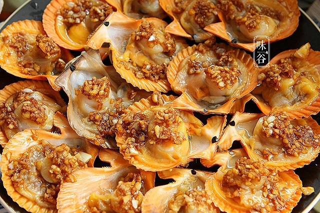 Chỉ mất 8 phút là đã có ngay món sò điệp hấp tỏi cho bữa tiệc Tất niên-5