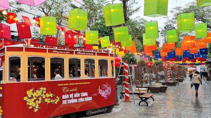 Khai mạc Phố Sách Xuân Nhâm Dần 2022-3