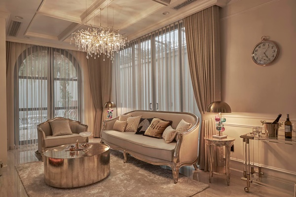 Lệ Quyên và Vũ Khắc Tiệp hé lộ thêm không gian sống thượng lưu sang chảnh và Tết ấm cúng trong biệt thự triệu đô-3