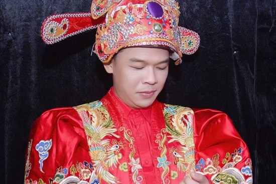 Netizen tranh cãi tạo hình của