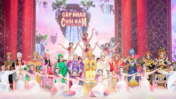 Táo Quân 2022 lên sóng 3 phút, quảng cáo 5 phút, khán giả bực tức chả hiểu đang xem gì?-2