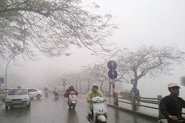 Hà Nội: Người dân tới chùa vái vọng cầu bình an trong ngày mùng 1 Tết-18