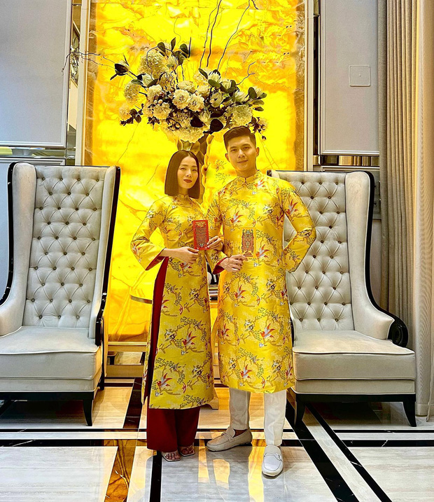 Tình trẻ kém 12 tuổi nhắn nhủ Lệ Quyên ngày đầu năm: Thôi thì ngọt bùi đắng cay...-1