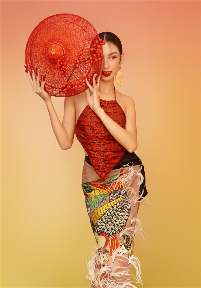 Trò chuyện với quý cô tuổi Dần Nguyễn Thúc Thùy Tiên: Lần đầu nói về mối tình khắc cốt ghi tâm, tiết lộ lý do được chọn là Hoa hậu Hoà Bình Quốc Tế-33