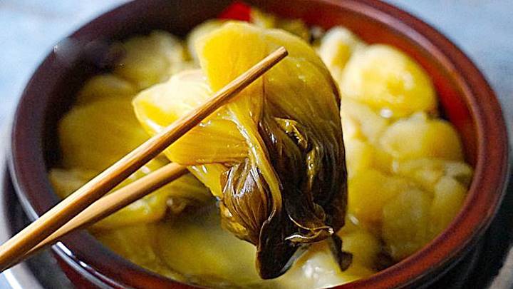 5 món ăn phổ biến ngày Tết có thể khiến đường huyết tăng đột biến, khuyến khích nên làm ngay 2 việc đơn giản để đường huyết được ổn định-4