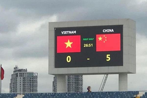 BTC sân Mỹ Đình thử bảng điện tử, cho ĐT Việt Nam thua 0-5?-1