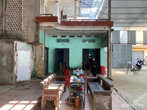 Mong ước ngày Tết của ông nội bé gái 3 tuổi bị bạo hành ở Hà Nội: Hy vọng một ngày cháu được hồi sinh, sống năm nào tôi bón cơm cho cháu cả năm tôi cũng sướng-1