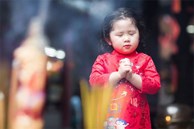 Tại sao trẻ con được khuyên không nên đến chùa? Nếu trẻ đi chùa vào dịp Tết cần chú ý những gì?