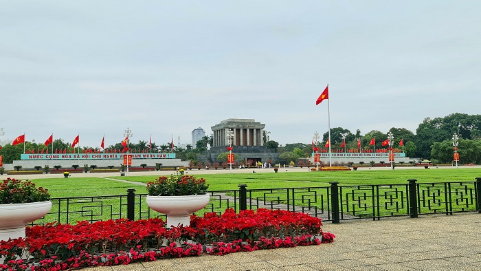 Hà Nội rực rỡ cờ hoa mừng Đảng, mừng Xuân mới Nhâm Dần 2022-3