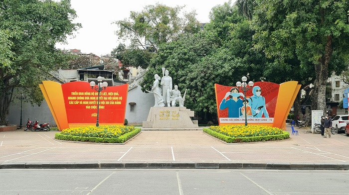 Hà Nội rực rỡ cờ hoa mừng Đảng, mừng Xuân mới Nhâm Dần 2022-4