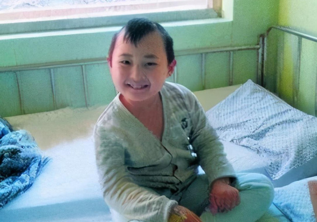 Số phận em bé trong tranh Tết” nổi tiếng: Là biểu tượng của hạnh phúc nhưng ra đi đau đớn năm 8 tuổi vì câu nói máu lạnh của mẹ-6