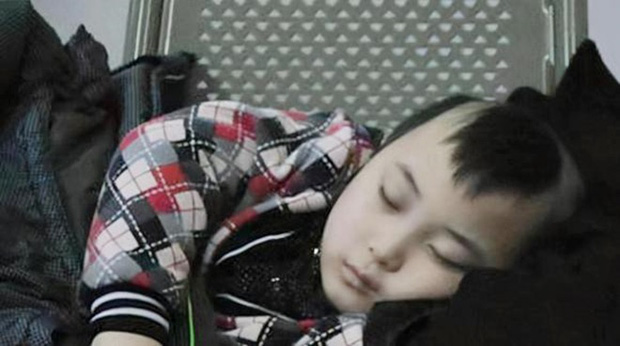 Số phận em bé trong tranh Tết” nổi tiếng: Là biểu tượng của hạnh phúc nhưng ra đi đau đớn năm 8 tuổi vì câu nói máu lạnh của mẹ-7