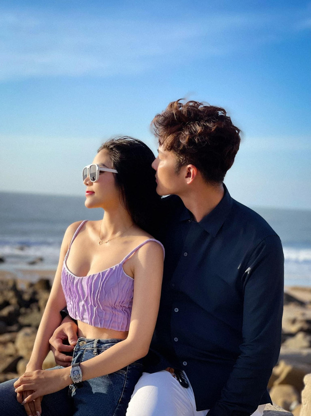 Chồng cũ Lâm Khánh Chi tung ảnh ôm sát rạt tình mới, bàn tay hư gây chú ý-4