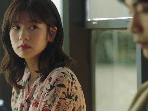 Chị dâu nguy kịch trên bàn đẻ, anh trai vẫn bình thản đi nhậu với bạn, câu nói của anh trong điện thoại khiến mẹ quát: Ly hôn đi, tôi cho anh 500 triệu!-1