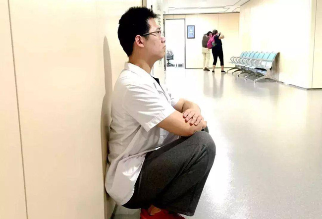 Người bị ung thư dạ dày kề cận thường có 4 đặc điểm, nếu làm được 2 việc sau bữa ăn, tránh 2 việc vào buổi tối thì bệnh sẽ tránh xa-5