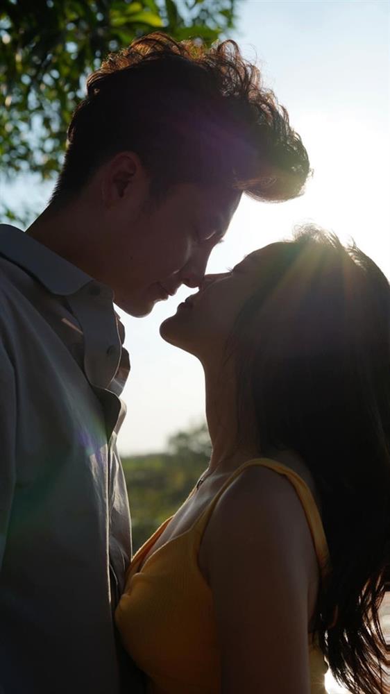 Chồng cũ tình tứ bên người yêu mới, nói 1 câu chối bỏ 4 năm hôn nhân với Lâm Khánh Chi khiến dân tình phẫn nộ-4