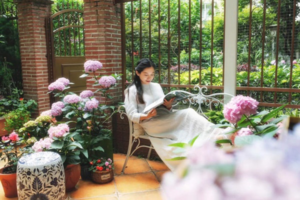 Khu vườn 50m² trong ngôi nhà cũ 18 năm tuổi khiến ai một lần ghé qua cũng phải xuýt xoa không ngớt-24