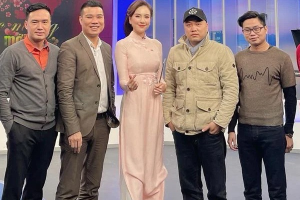 Cô gái thời tiết VTV U40 sở hữu hình thể 8 đầu”, chuẩn hơn Hoa hậu nhưng vẫn bị nói đen sì”-10