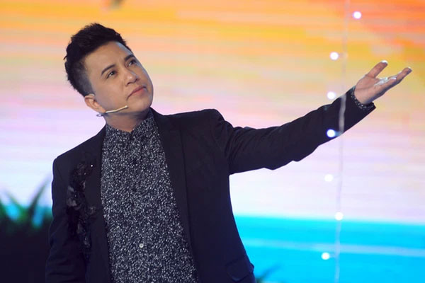 Sốc: Nam ca sĩ Vbiz qua đời ngay tại sân bay-2