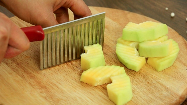 Món canh này nấu đơn giản mà vừa ngon, vừa giúp giải ngấy: Chị em muốn giảm cân sau Tết thì nên ăn thường xuyên!-3