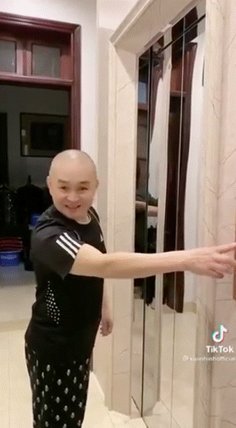 Xuân Hinh hé lộ căn nhà vài chục tỷ ở phố Hàng Bông, di chuyển bằng thang máy-1