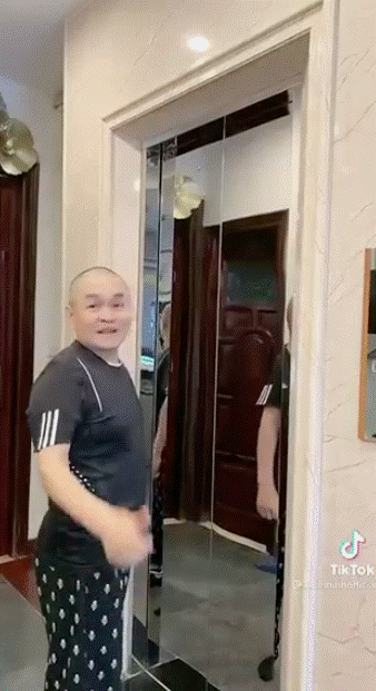 Xuân Hinh hé lộ căn nhà vài chục tỷ ở phố Hàng Bông, di chuyển bằng thang máy-2