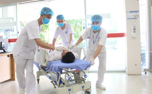 Phó giám đốc bệnh viện tử vong khi đang trực Tết-1