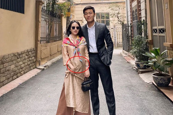 Sau nghi vấn mang thai con đầu lòng, Nhuệ Giang vợ cầu thủ Xuân Trường lên tiếng kèm theo hình ảnh-4