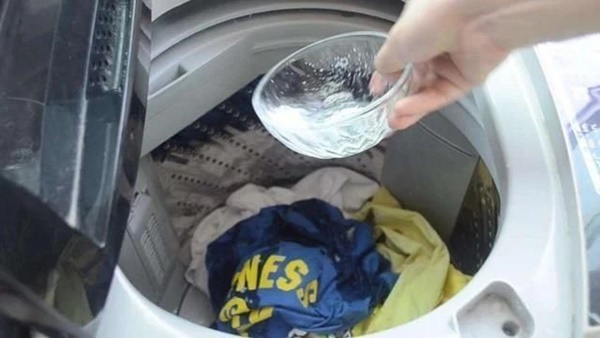 Nữ sinh 17 tuổi mặt bỗng nổi đầy mụn lạ do nhiễm virus HPV vì thói quen giặt đồ của nhiều gia đình-2