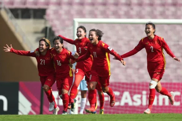 Tuyển nữ Việt Nam vỡ oà khi được nhận thưởng lớn-14