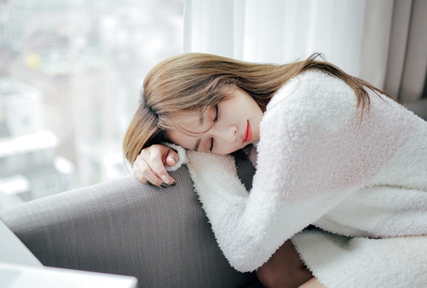 7 dấu hiệu cho thấy cơ thể đang bị mất canxi quá nhanh, cần tẩm bổ gấp 5 món để không bị mất xương và thêm ốm yếu-3