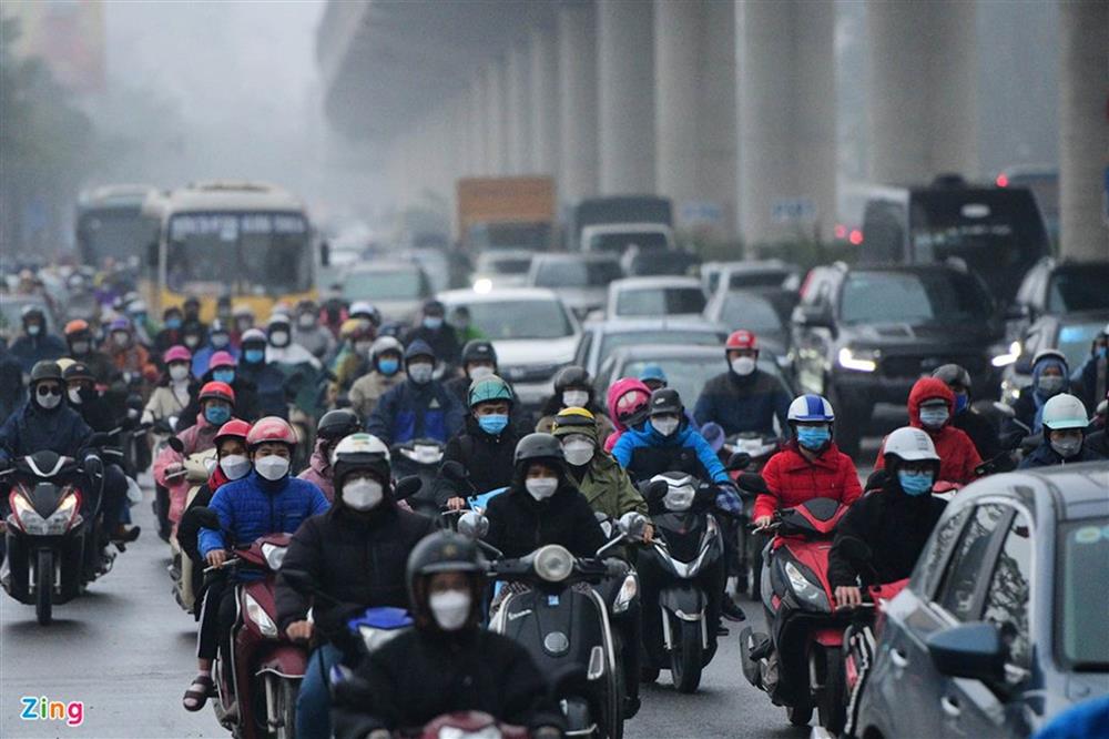 Đường phố Hà Nội kẹt cứng ngày đầu người dân đi làm sau Tết-8