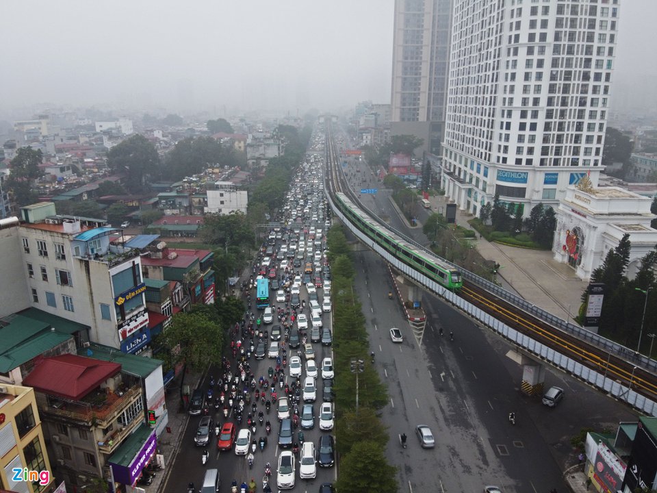 Đường phố Hà Nội kẹt cứng ngày đầu người dân đi làm sau Tết-3