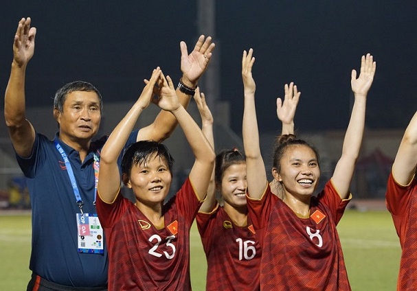 Bật mí về người đàn ông duy nhất lặng lẽ đứng phía sau giúp Đội tuyển nữ Việt Nam làm nên những kỳ tích mà chúng ta vừa thấy-4