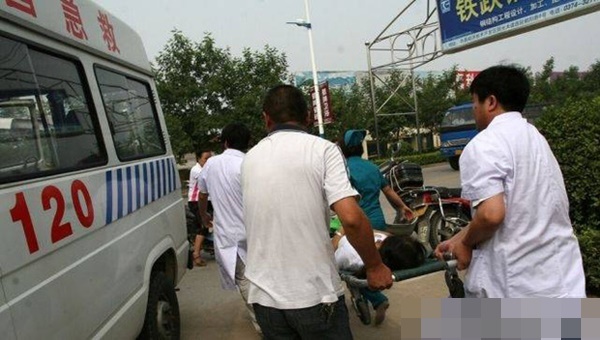 Người đàn ông qua đời vì ung thư gan, bác sĩ thở dài: Uống một loại nước tương đương với tự hại mình, hãy tránh càng sớm càng tốt-2