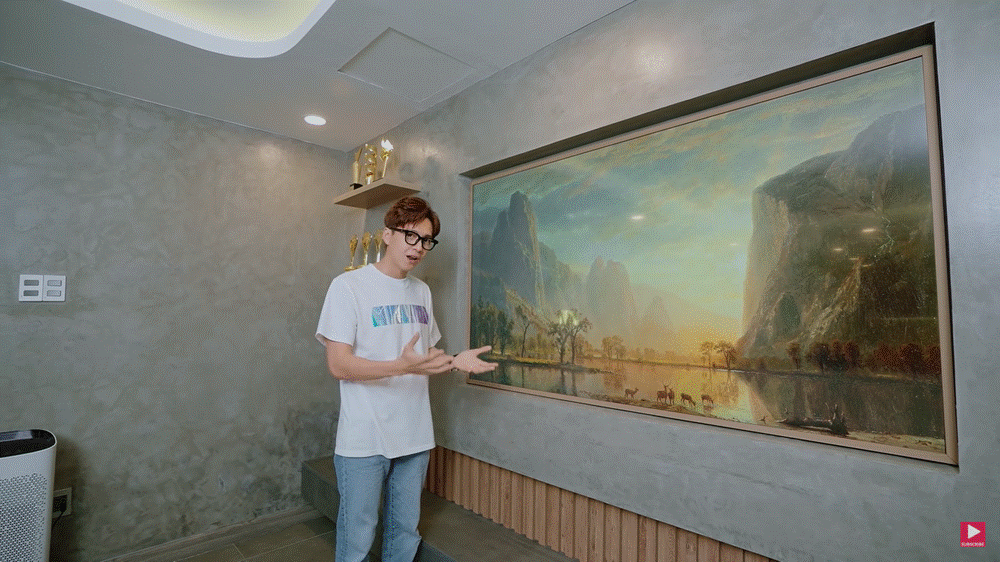 Ngô Kiến Huy khoe căn hộ cao cấp mới tậu 2 tuần, tivi khổng lồ như bức tranh-4