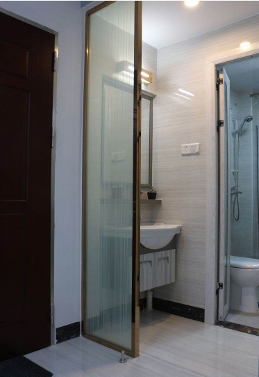 Cửa chính đối diện với phòng tắm dễ gây những tình huống không mong muốn, áp dụng ngay 6 mẹo sau để hóa giải-7