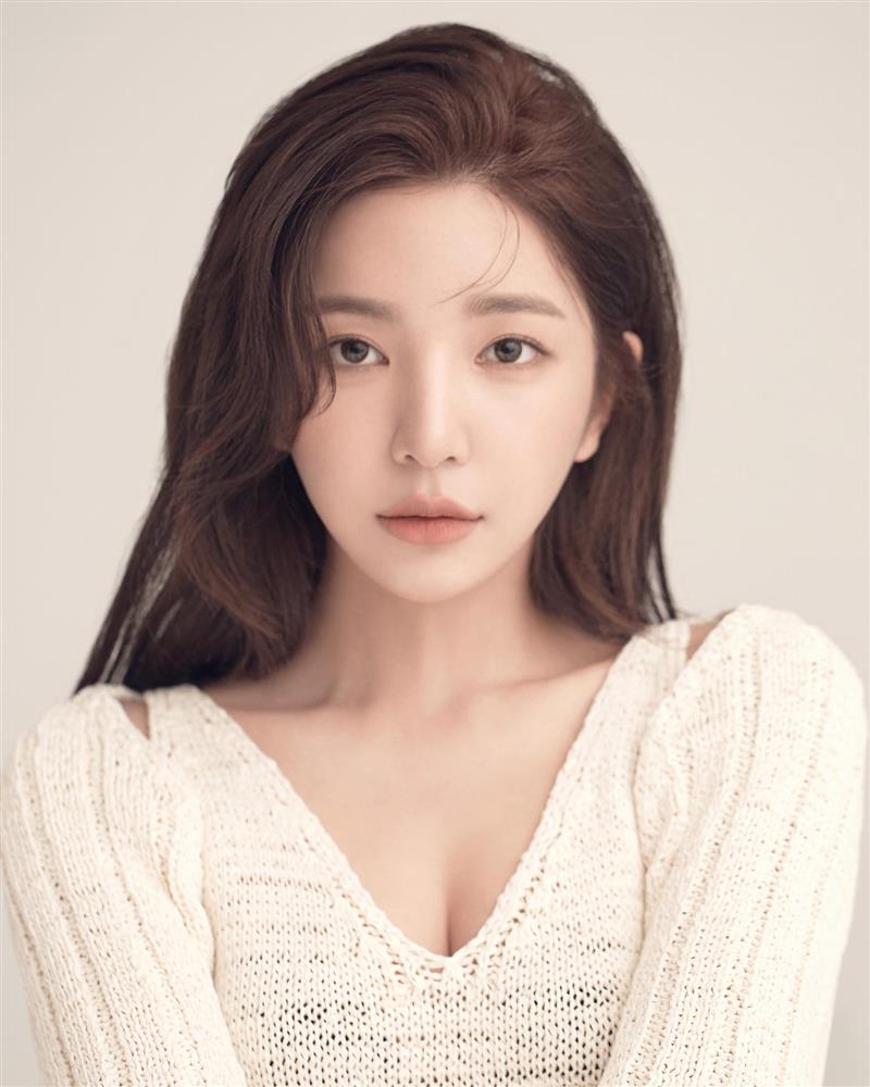 Trời mưa lạnh, da dẻ sẽ xuống cấp và lão hóa không phanh nếu bạn còn mắc 5 sai lầm này-2