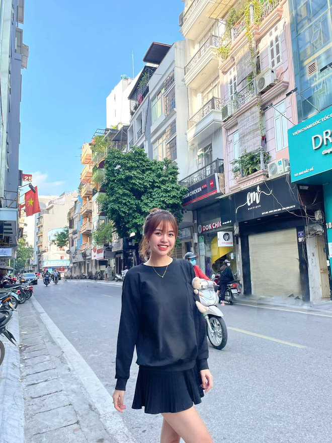 Đầu năm Vbiz có tin vui: Nam diễn viên điển trai làm đám hỏi với bạn gái 2K1, zoom cận dung mạo nửa kia quá xuất sắc-4